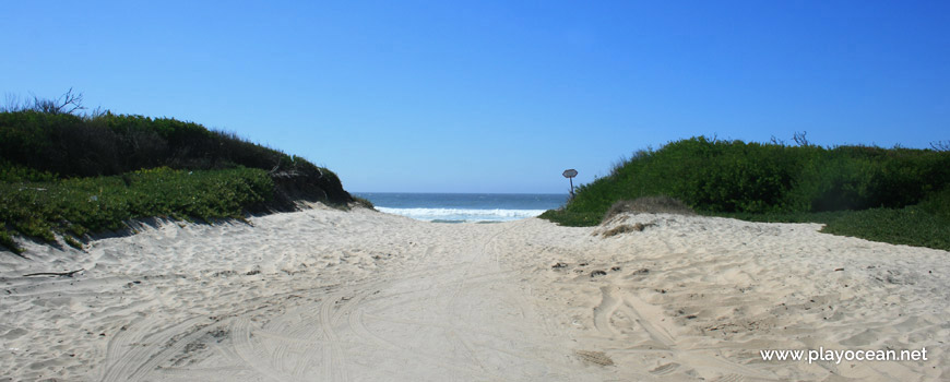 Access to Praia do Torrão do Lameiro Beach