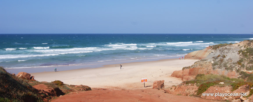 Praia da Almagreira Beach