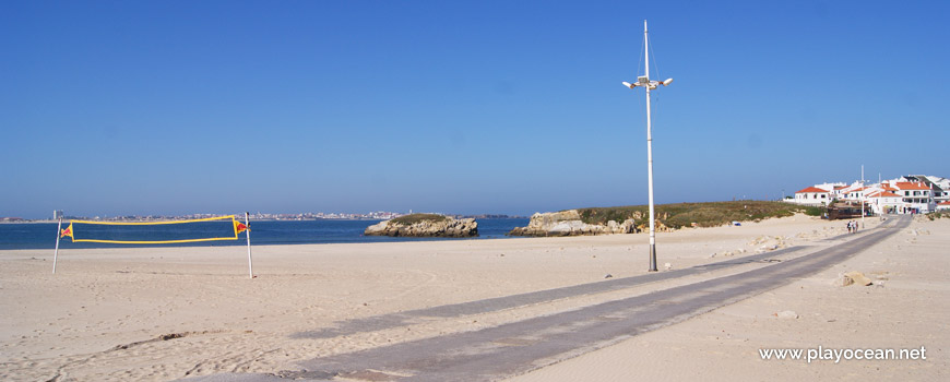 Rede de voleibol na Praia do Baleal (Sul)