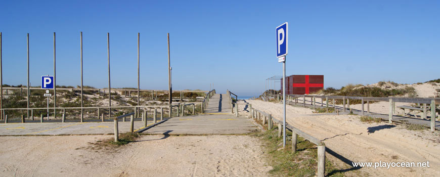 Início do acesso à Praia do Osso da Baleia