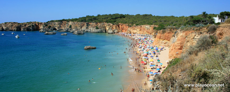 Oeste na Praia do Barranco das Canas