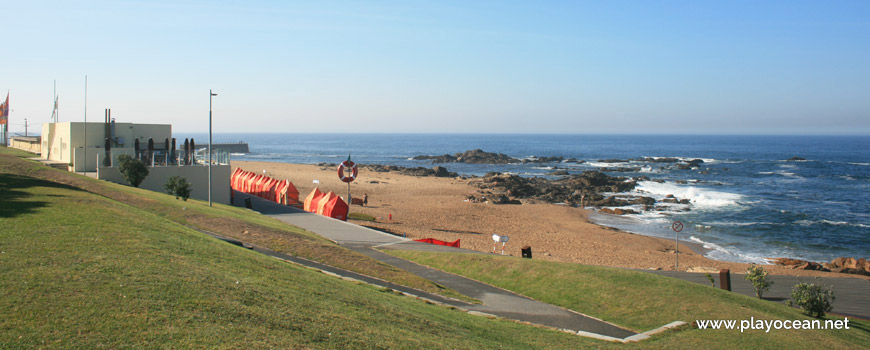 Praia do Homem do Leme Beach