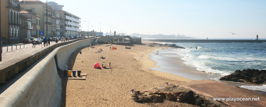 South of Praia do Ourigo Beach