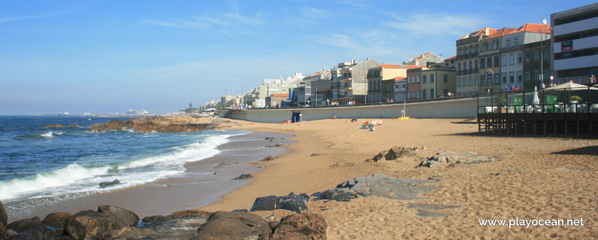 North of Praia do Ourigo Beach