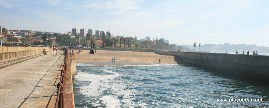 Praia das Pastoras