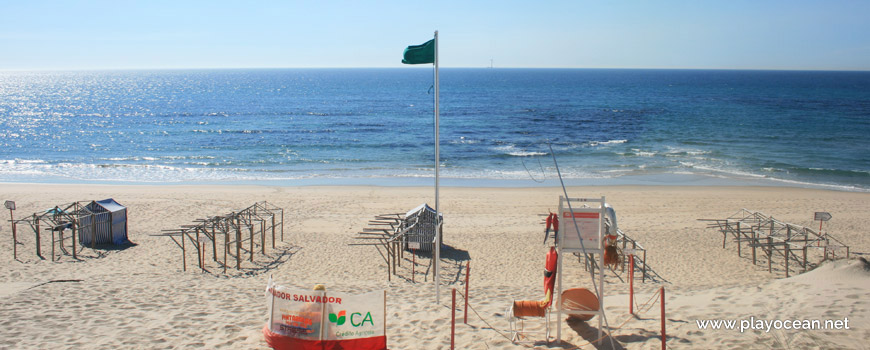 Lifeguard station, Praia da Estela Beach