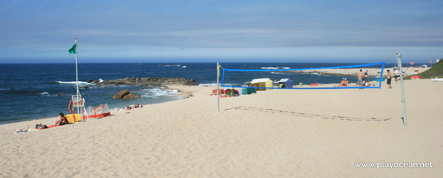 Lifeguard station, Praia do Fragosinho Beach