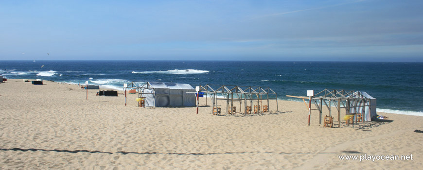 Barracas na Praia da Lada I 