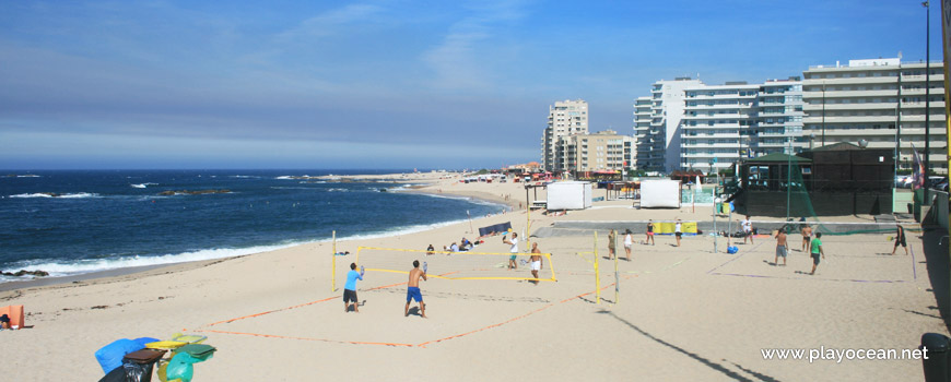 Volleyball at Praia da Lagoa-II Beach