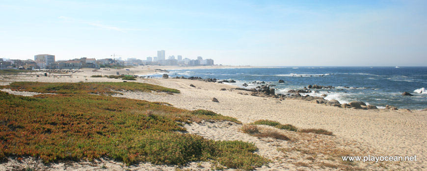 South of Praia do Quião Beach