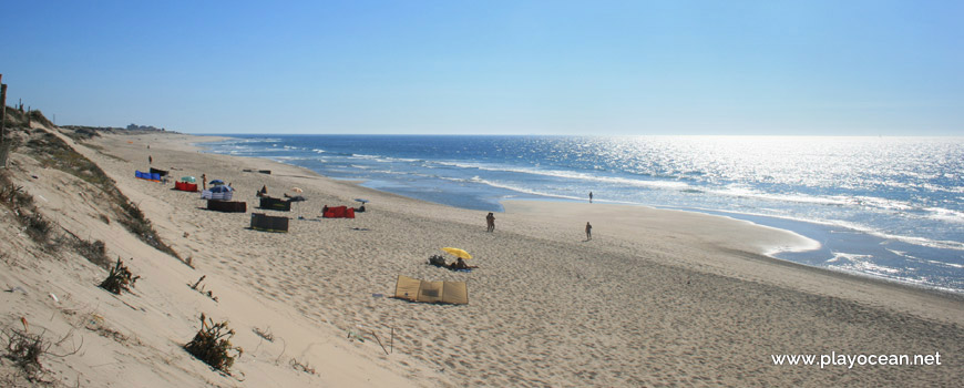 South of Praia do Rio Alto Beach