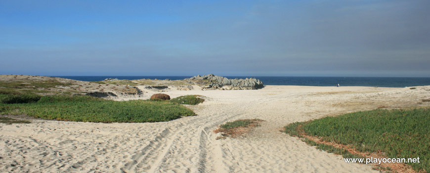 South area, Praia de Santo André Beach