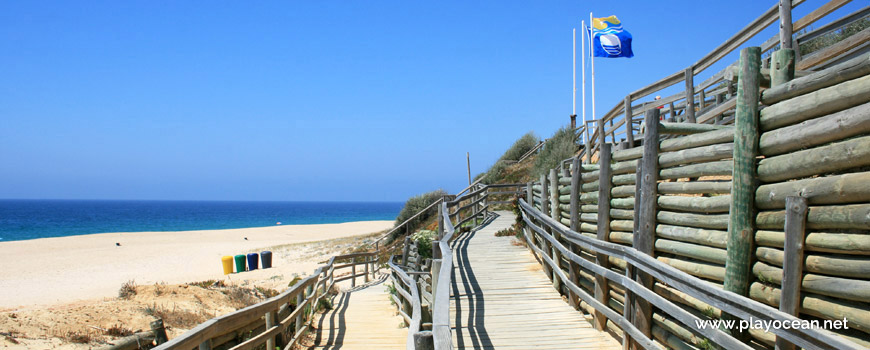 Acesso deficientes Praia da Fonte do Cortiço