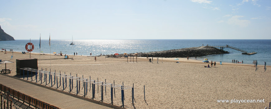 Sand of Praia do Ouro Beach