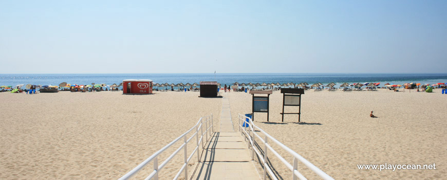 Access to Praia da Figueirinha Beach