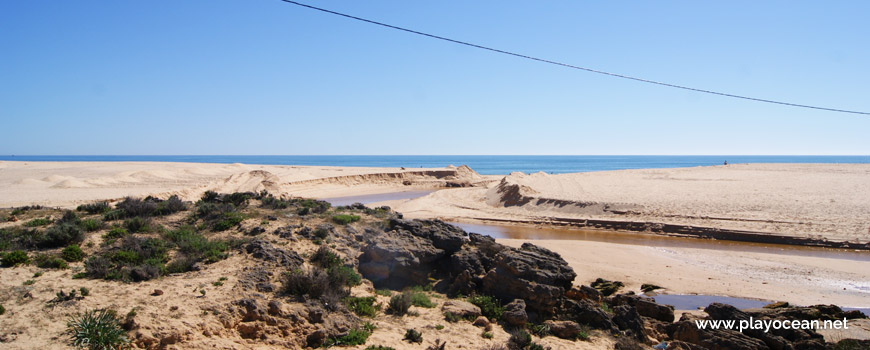 Bed of the Alcantarilha Stream