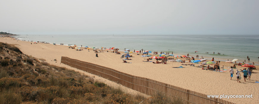 Sand of Praia Grande de Pêra (East) Beach