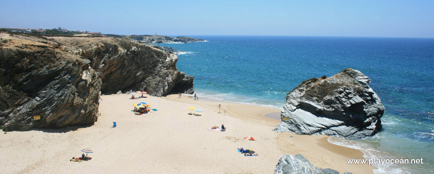 South of Praia da Cerca Nova Beach