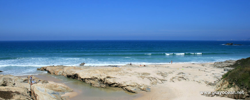 West of Praia da Oliveirinha Beach