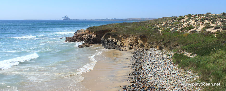 Norte na Praia da Pelengana