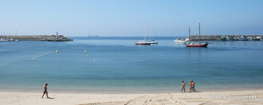 Entrada da Marina de Sines