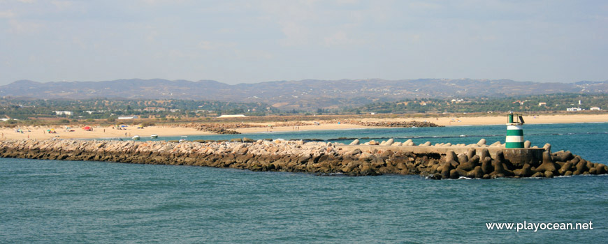 Praia do Forte da Barra Beach