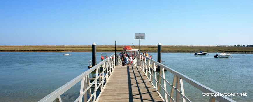 Ponte na Praia da Terra Estreita