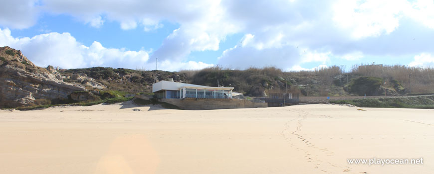 Bar at Praia do Navio Beach