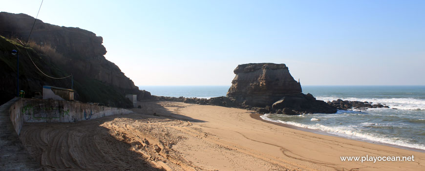 Penedo na Praia de Porto Novo