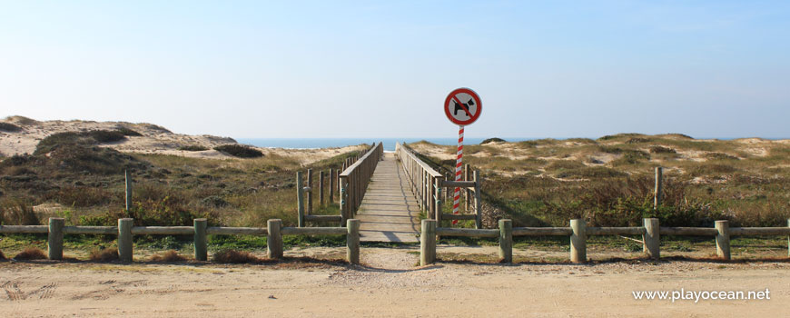 Access to Praia de Santa Rita (North) Beach