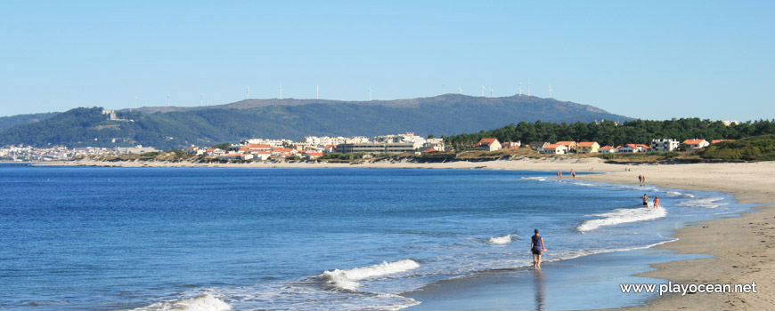 North of Praia da Amorosa Beach