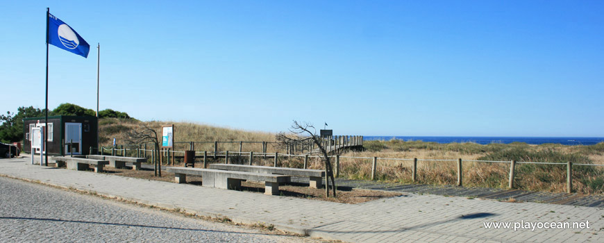 Entrada da Praia de Castelo do Neiva