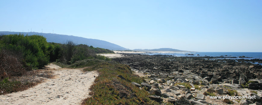 South at Praia da Gelfa Beach