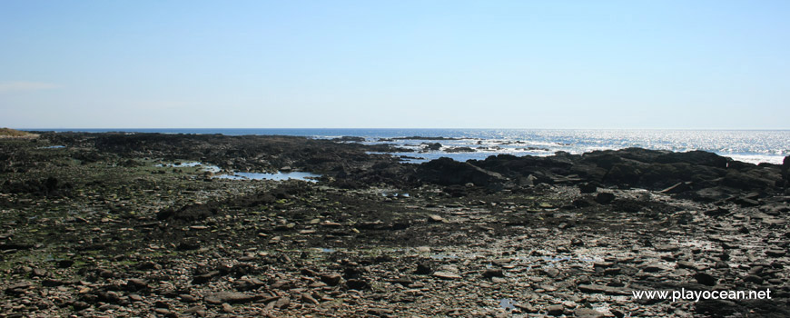 Rochas na Praia do Porto de Vinha