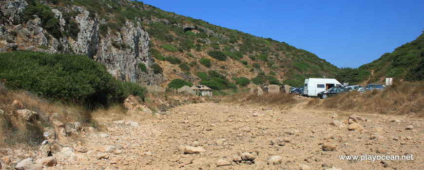 The Vale Pocilgão Stream dry