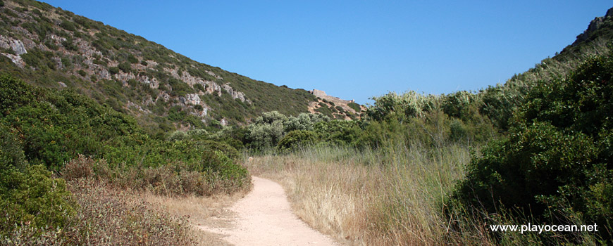 Access to Praia da Santa Beach