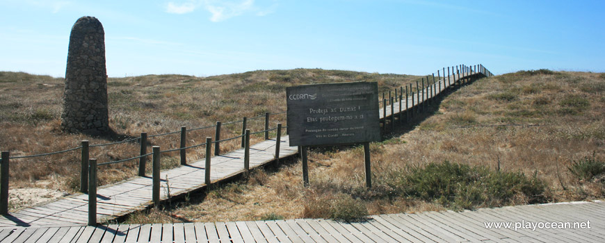 Walkways at Praia da Azurara Beach