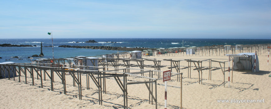 Barracas na Praia dos Barcos 