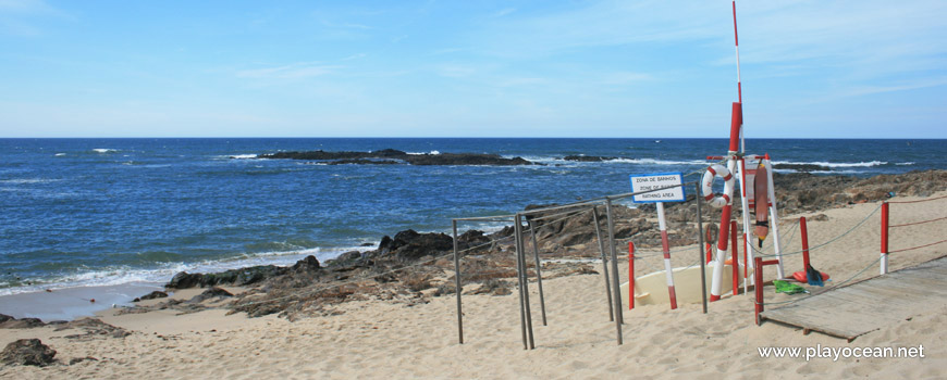 Lifeguard station, Praia da Congreira Beach