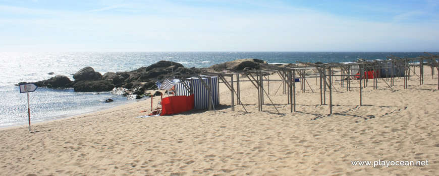 Barracas na Praia do Forno