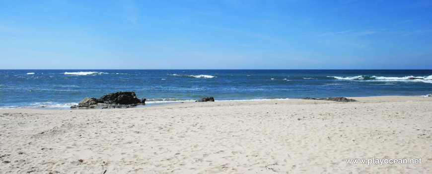 Mar na Praia da Laderça