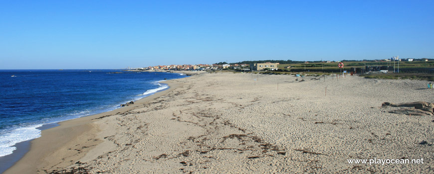 North of Praia de São Paio Beach