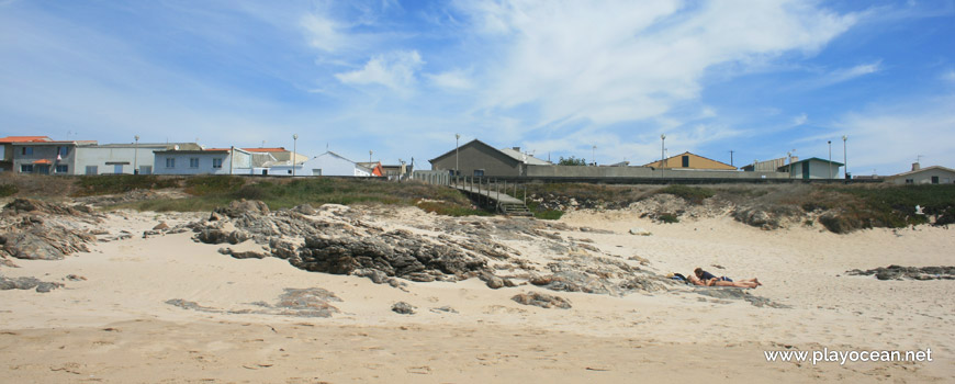 Rochas na Praia da Terra Nova