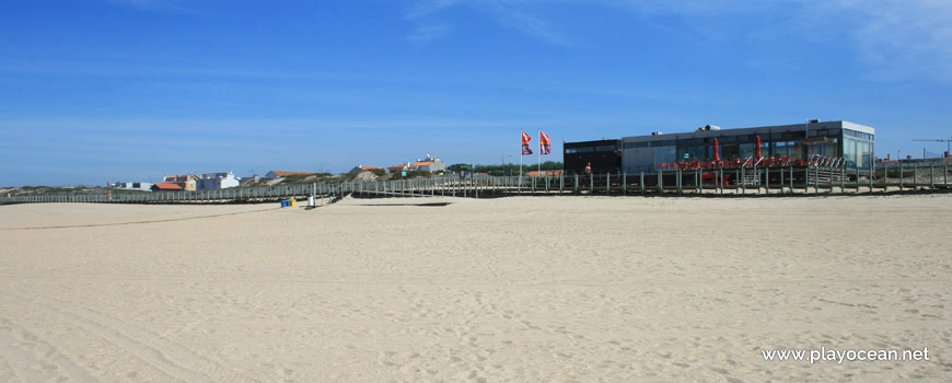 Bar at Praia da Aguda Beach