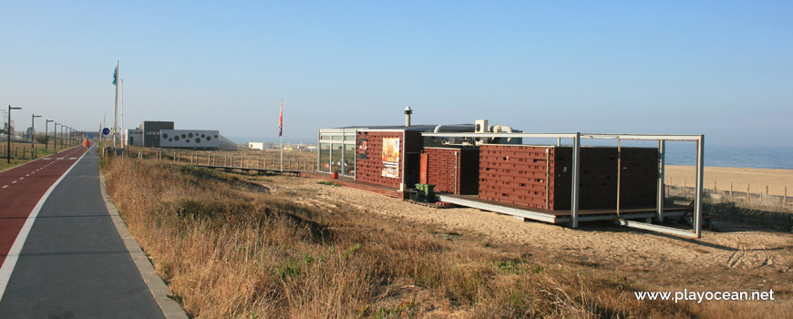 Bar, Praia de Canide (North) Beach