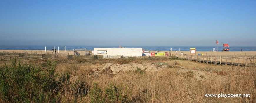 Bar at Praia de Canide (North) Beach