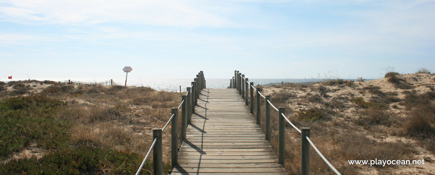 Access to Praia da Estrela do Mar Beach