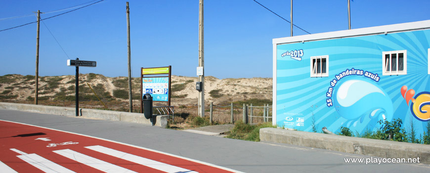 Entrance of Praia de Francemar Beach