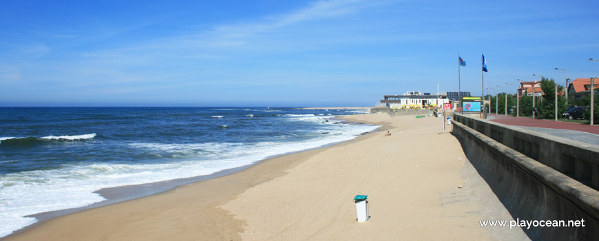 North of Praia da Granja Beach