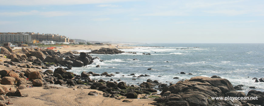 South of Praia de Lavadores Beach